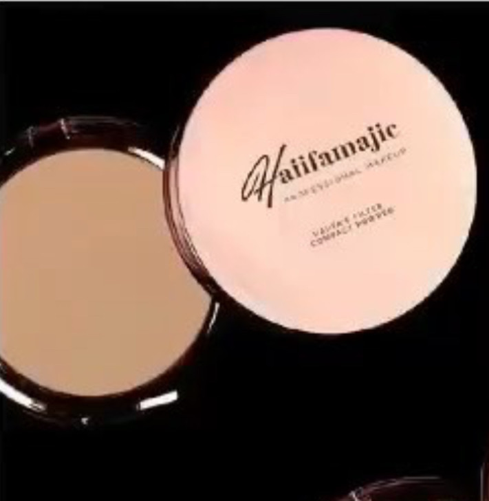 Haiifamajic Compact Powder HC 4