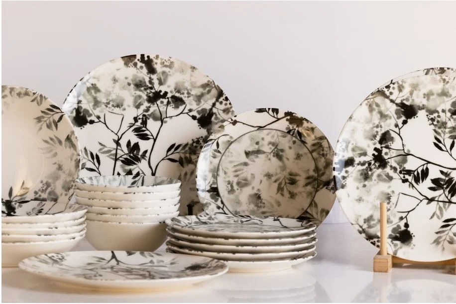 ChiChi Branch Pino Dinner Plate Set