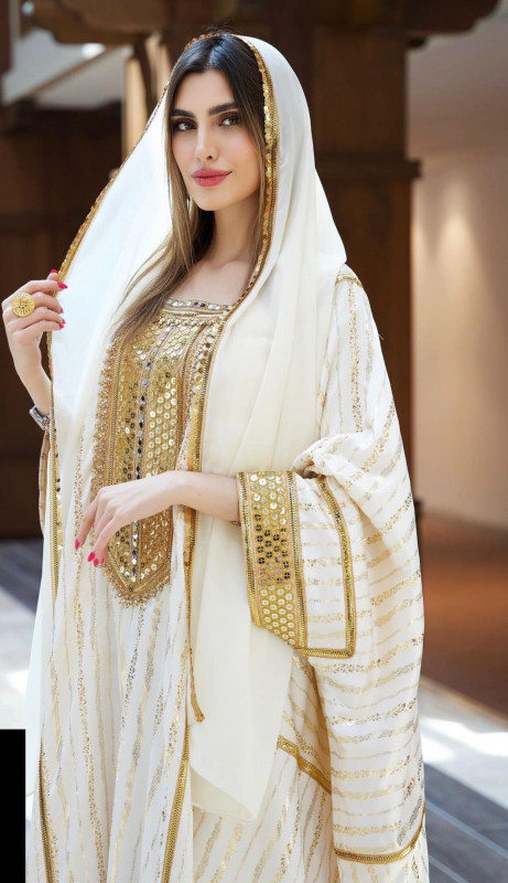 ثوب اماراتي