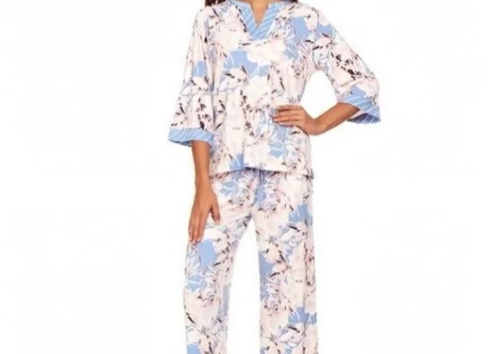 Be Cosy Flora Nikrooz PJ set floral blue and white