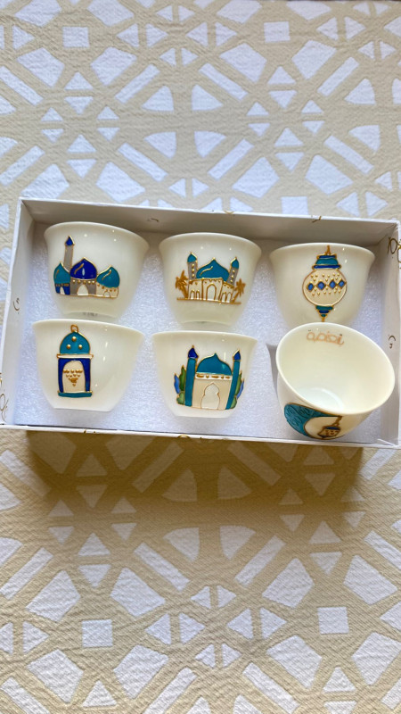 6 glass Arabic coffee cups
