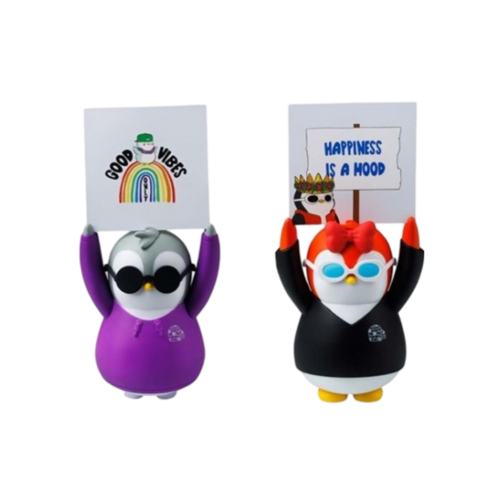 Pudgy Penguins Nft Fig 4.5" 1-Pack With Accessories Assorted 2