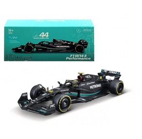 Bburago 1:24 Race (Formula) With Helmet - Mercedes-Amg F1 W14 E Performance