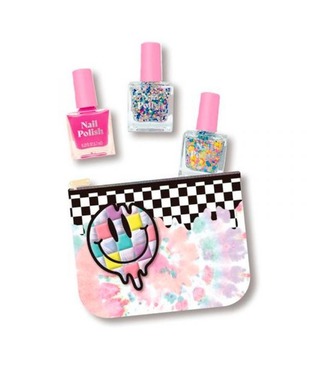 Hot Focus On The Go Nails