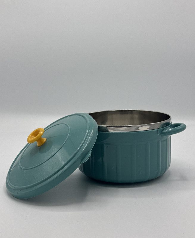 stylish and practical thermal serving pot